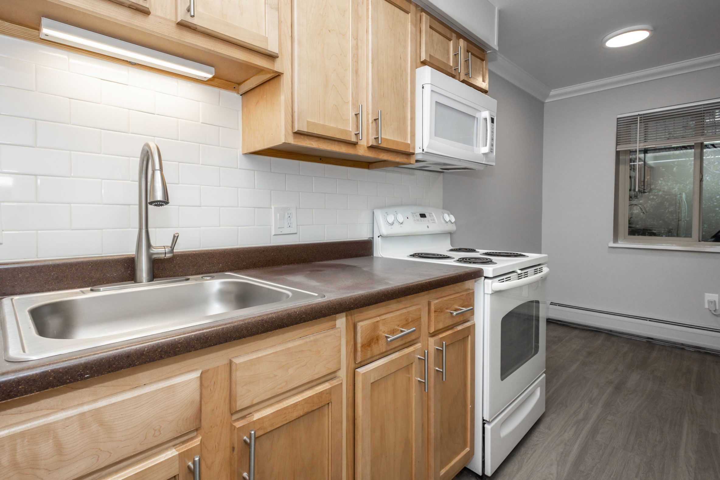 1635 Cook Cornerstone Apartments