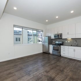 Photo Gallery for Unit 404