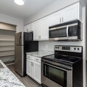 Photo Gallery for Unit 208