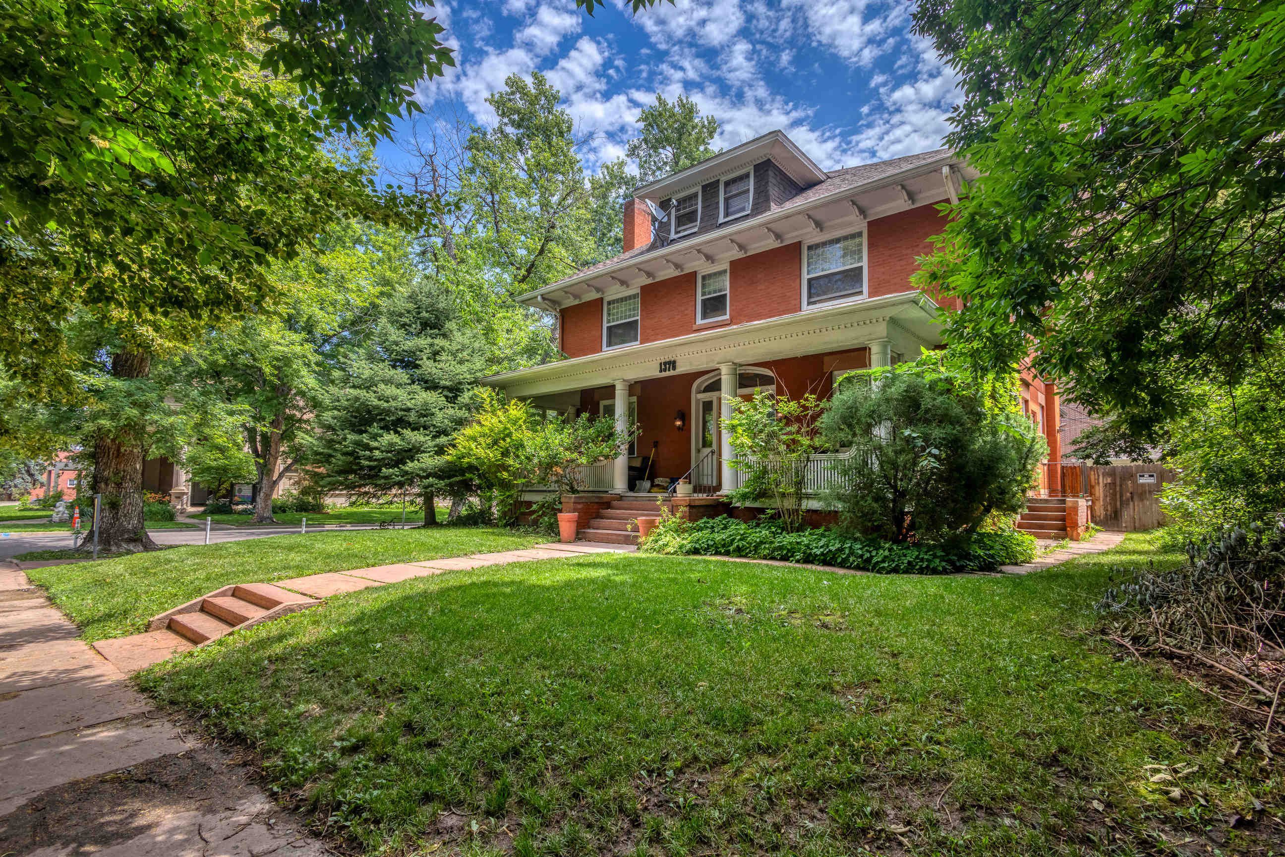 1376 N Williams St Cornerstone Apartments