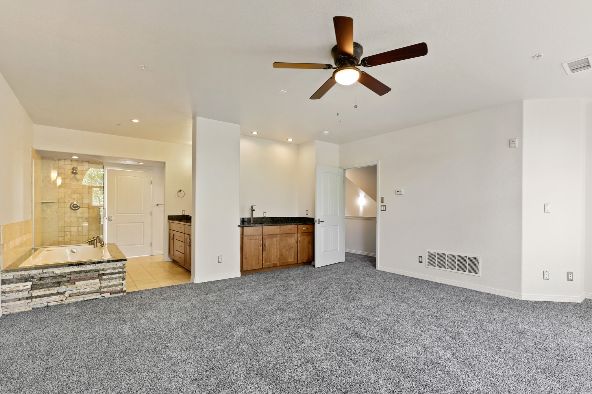 Brownstone Manor Cornerstone Apartments