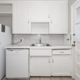 Photo Gallery for Unit 784