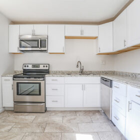 Photo Gallery for Unit 204