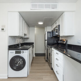 Photo Gallery for Unit 606