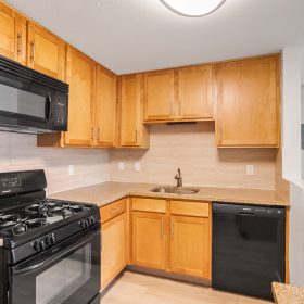 Photo Gallery for Unit 208