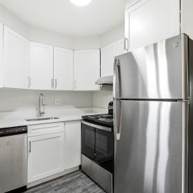 Photo Gallery for Unit 204