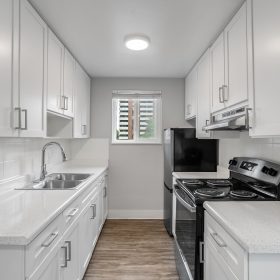 Photo Gallery for Unit 208