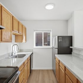 Photo Gallery for Unit 08