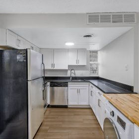 Photo Gallery for Unit 505