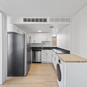 Photo Gallery for Unit 703