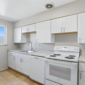 Photo Gallery for Unit 1569