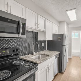 Photo Gallery for Unit B305