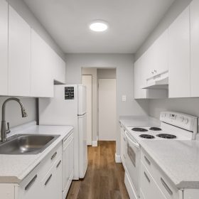 Photo Gallery for Unit B303