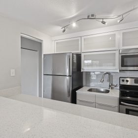 Photo Gallery for Unit 624-303