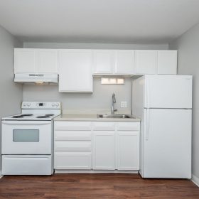 Photo Gallery for Unit 676-104