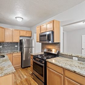 Photo Gallery for Unit 103