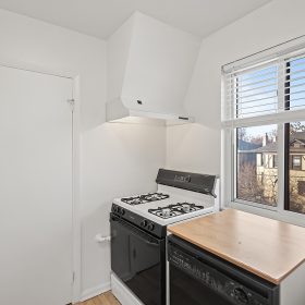 Photo Gallery for Unit 305