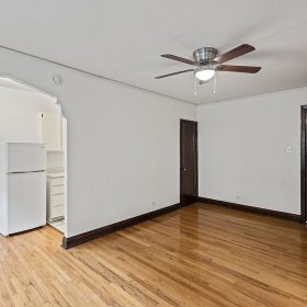 Photo Gallery for Unit 08