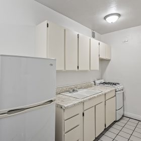 Photo Gallery for Unit 08