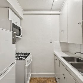 Photo Gallery for Unit 104