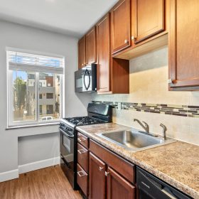 Photo Gallery for Unit 831-25