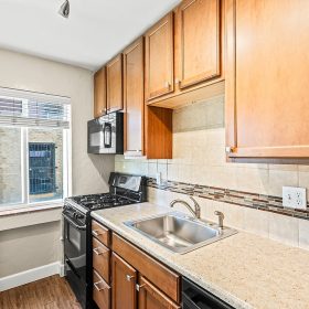 Photo Gallery for Unit 861-12