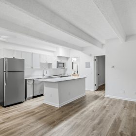 Photo Gallery for Unit 102