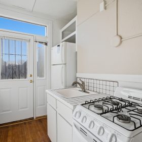 Photo Gallery for Unit 06