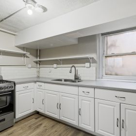 Photo Gallery for Unit 28