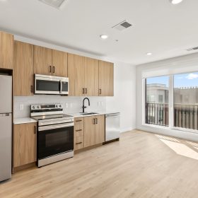 Photo Gallery for Unit 557