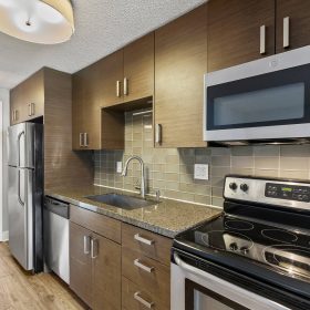 Photo Gallery for Unit 636-104