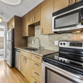 Photo Gallery for Unit 636-206