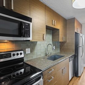 Photo Gallery for Unit 636-303