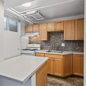 Photo Gallery for Unit 13