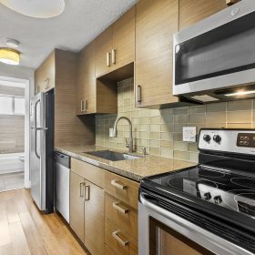 Photo Gallery for Unit 636-302