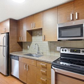 Photo Gallery for Unit 648-306