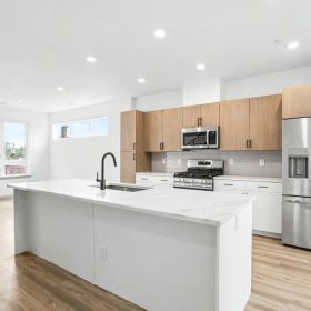 Photo Gallery for Unit 4107-1