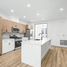 Photo Gallery for Unit 4101-2