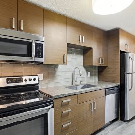 Photo Gallery for Unit 648-303