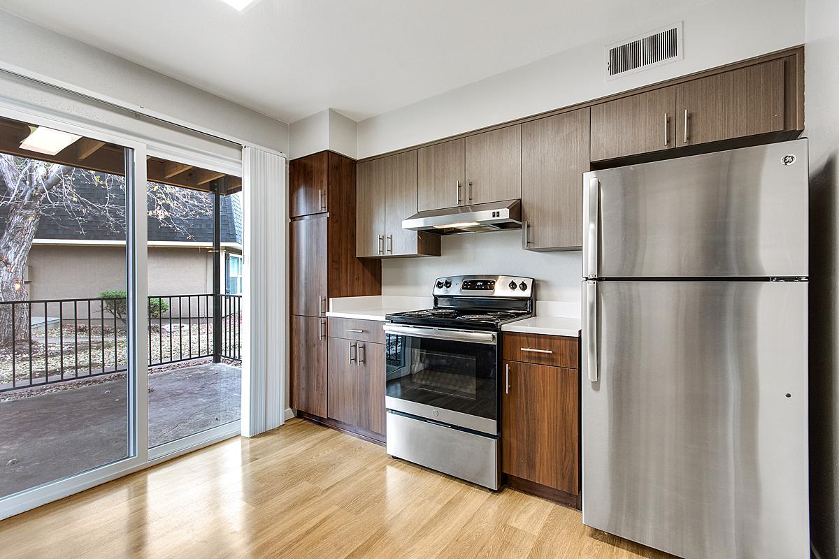 Chateau Apartments Cornerstone Apartments