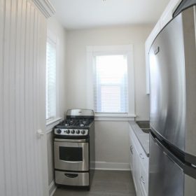 Photo Gallery for Unit 17