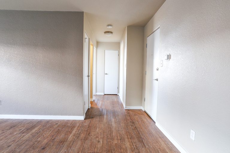 Chill Apartments Cornerstone Apartments