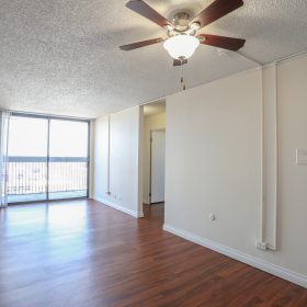Photo Gallery for Unit 1811
