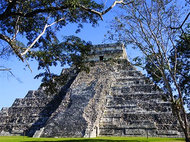 the olmecs giant mounds where the priests dwelled are thought to have possibly represented