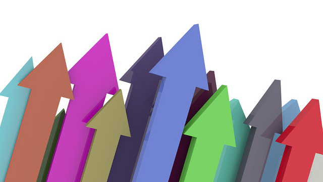 A picture of arrows all pointing in the same direction.