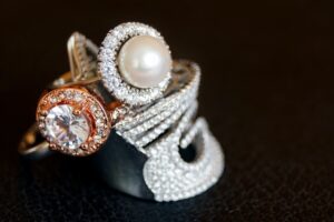rings with many jewels