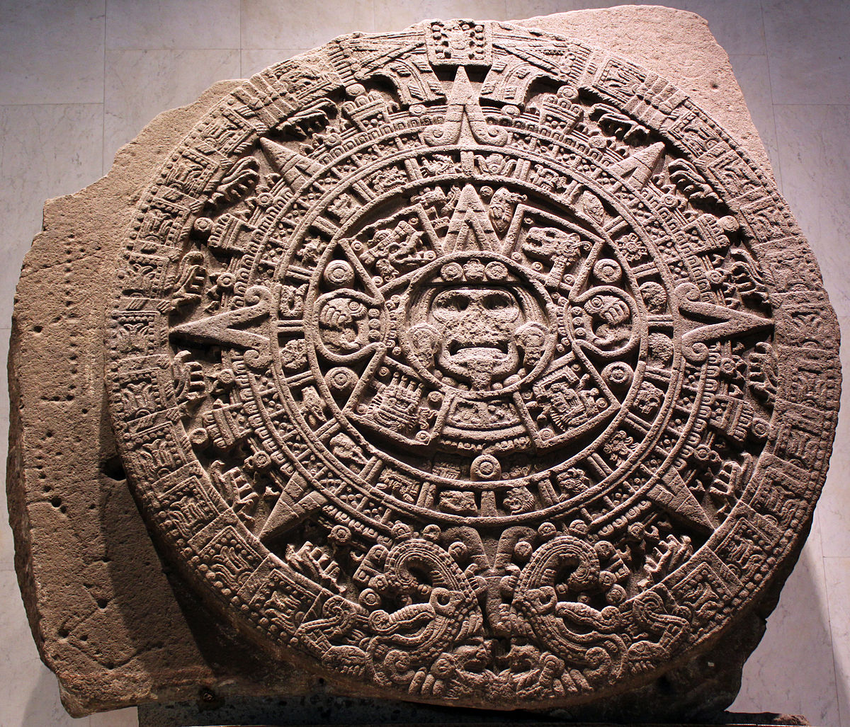 the-sun-stone-or-the-calendar-stone-mesoamerica-aztec