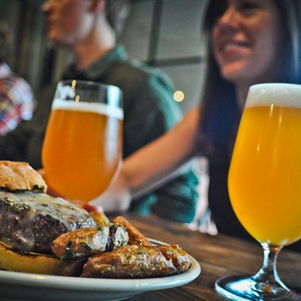 Guide: How to Pair Beers and Burgers for Summer