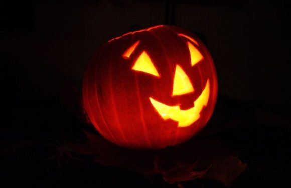 Glowing Jack O Lantern