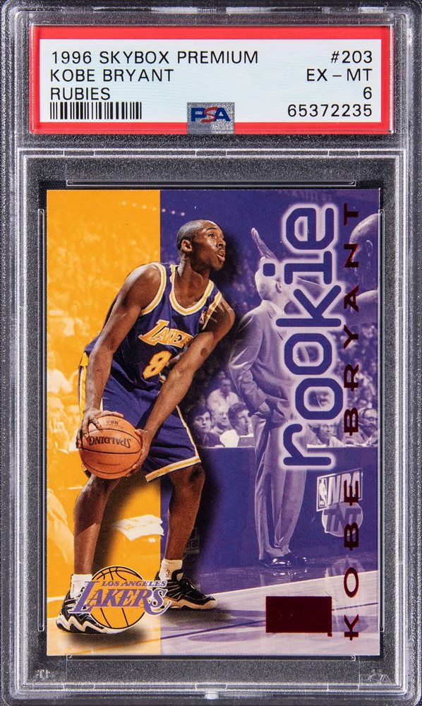 その他 KOBE BRYANT 1996 SKYBOX PREMIUM RC PSA 7 Kobe Bryant 1996 SkyBox Premium #3 New Editions Price Guide